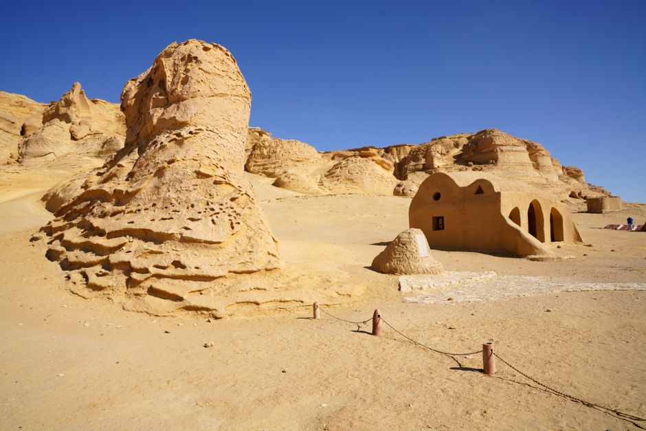 Explore the iconic desert landscape of the Star Wars Tatooine set, with arid sand dunes and unique rock formations.