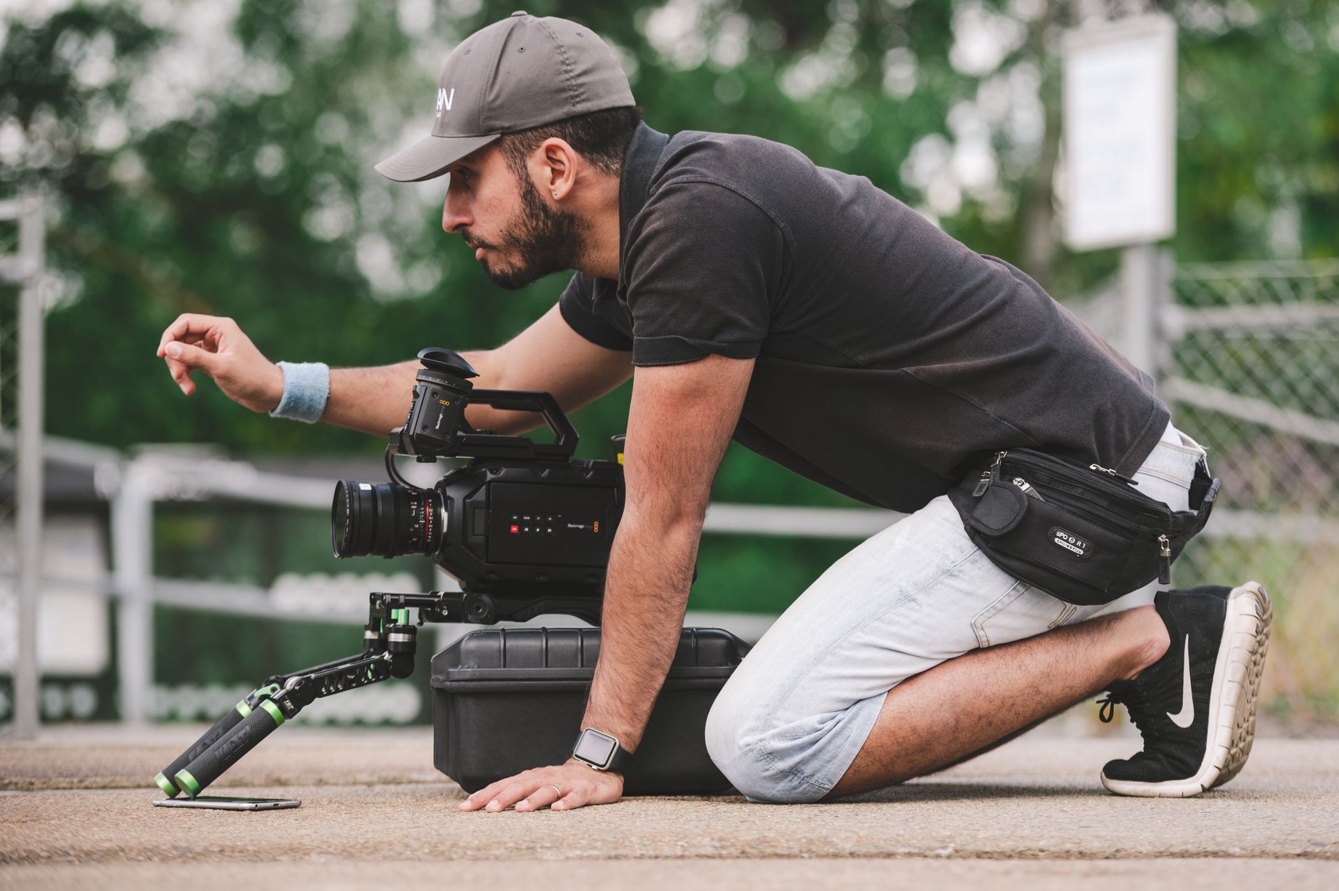 Luz polarizada en el cine de autor: cómo los directores de fotografía están redefiniendo la textura visual